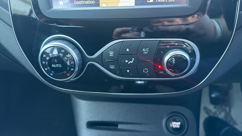 Renault Captur 0.9 TCE 90 Dynamique Nav 5dr Petrol Hatchback